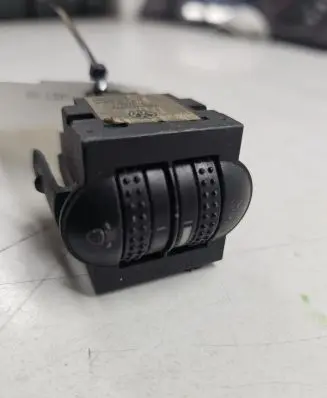 Volkswagen PASSAT B5 Headlight level height control switch 3B0941333A
