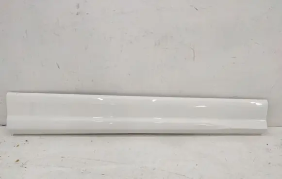 Audi Q2 - Front door trim (molding) 81A853960B 80783450001006038