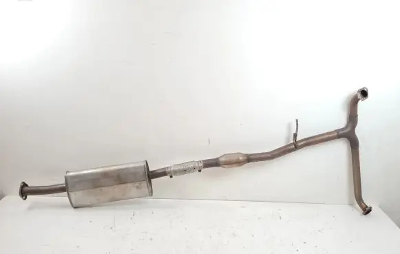 Suzuki Kizashi Muffler/silencer 57LM03 57LM04