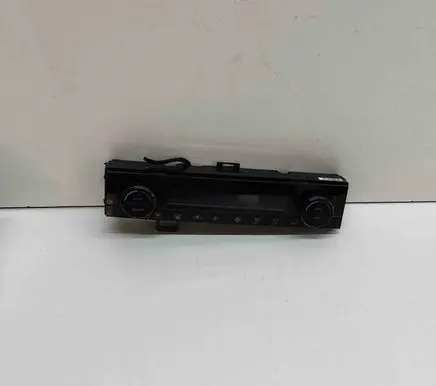 Nissan Qashqai J12 Interior fan control switch 275006UA0A