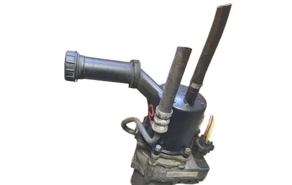 Peugeot 307 Power steering pump 9654149780