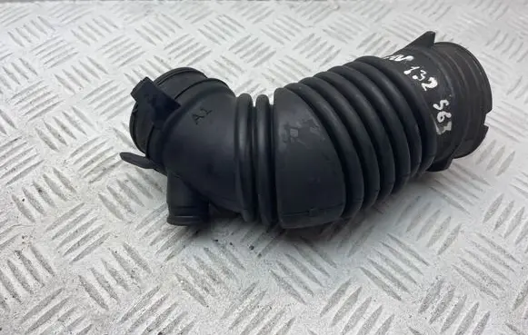 Toyota Avensis T270 Turbo air intake inlet pipe/hose 1788326060 178810R020