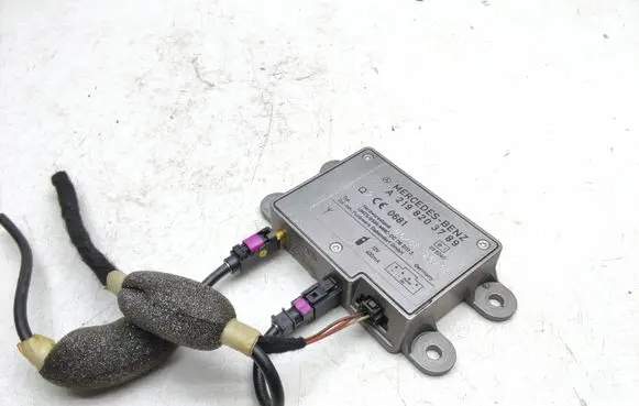 Mercedes-Benz S W221 Aerial antenna amplifier A2198203789