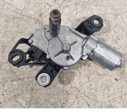 Volkswagen PASSAT B6 Rear window wiper motor 1K6955711C 0390201800 070713
