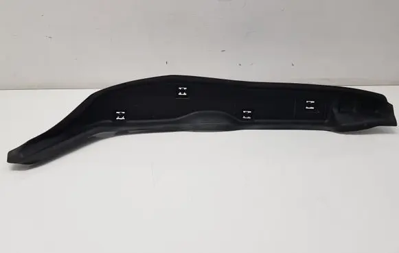 BMW i4 Fender end trim 7946060 51487946060 24225110