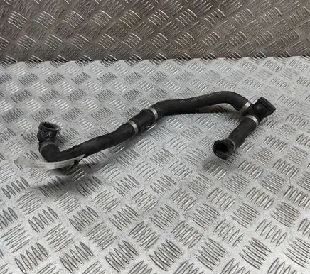 Mercedes-Benz E W213 Engine coolant pipe/hose A2135015301