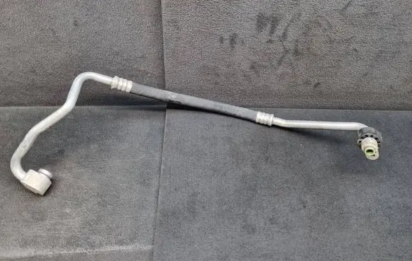 Air conditioning (A/C) pipe/hose