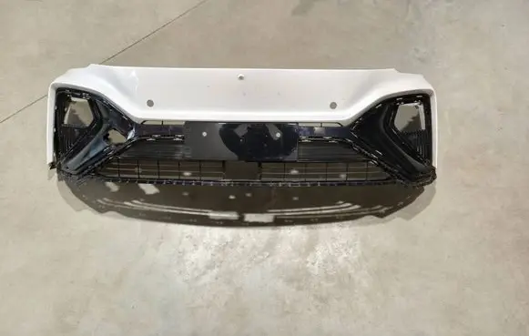 MG Marvel R Front bumper P10996647 P11017697
