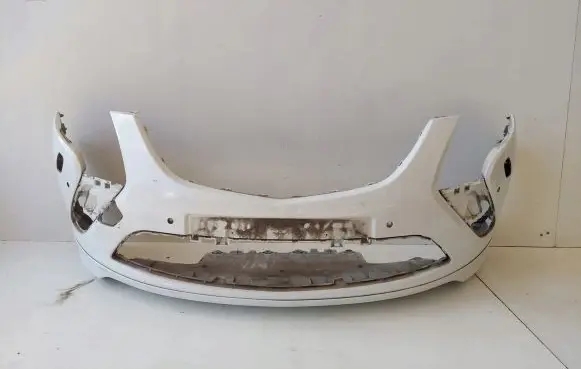 Opel Zafira C Front bumper 13300485