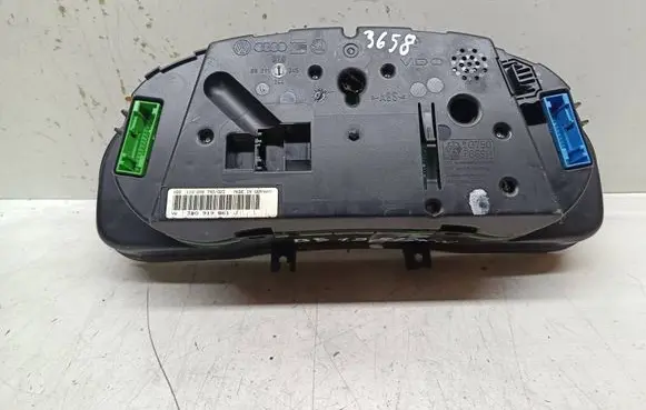 Volkswagen PASSAT B5 Speedometer (instrument cluster) 3B0919861J 1100087932