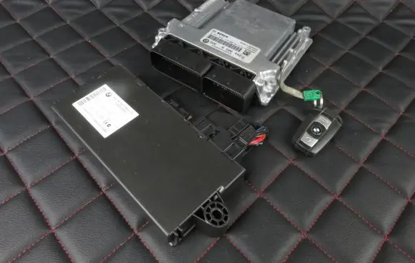 BMW X1 E84 Engine ECU kit and lock set 0281016114 8506442 030544593