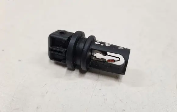 Opel Astra G Intake air temperature sensor 5WK96061 VECTRAB