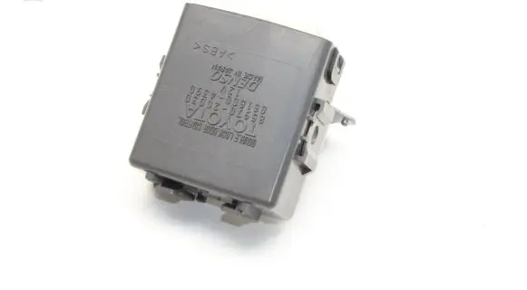 Toyota Avensis T270 Door control unit/module 8597020030 0515004390