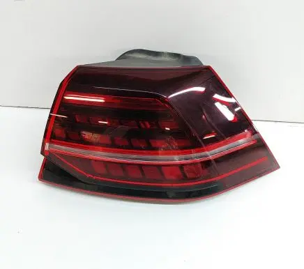 Volkswagen Golf VII Rear/tail lights 5G0945208G
