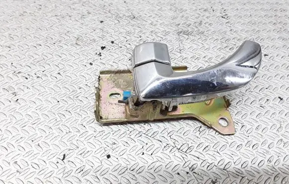 KIA Sorento Front door interior handle