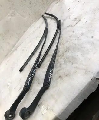 Ford Mondeo MK V Windshield/front glass wiper blade Ds7317b589