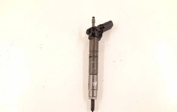 Mercedes-Benz C W204 Fuel injector 6420701187 A6420701187