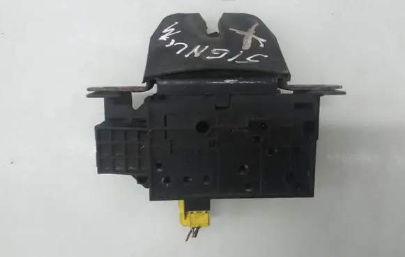 Tailgate/trunk/boot lock/catch/latch