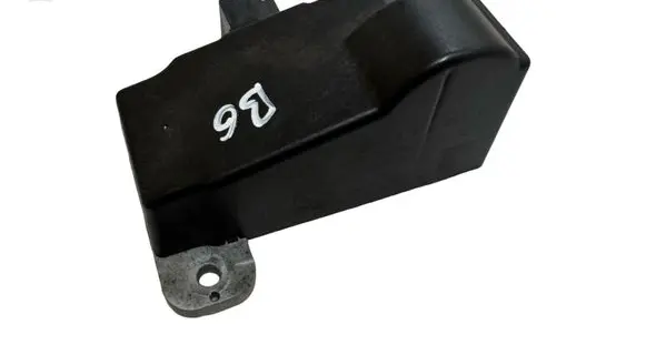 Volkswagen PASSAT B6 Steering wheel lock 216002011