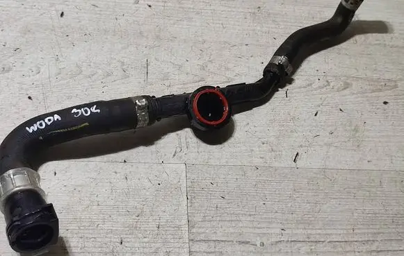 Peugeot 308 Engine coolant pipe/hose