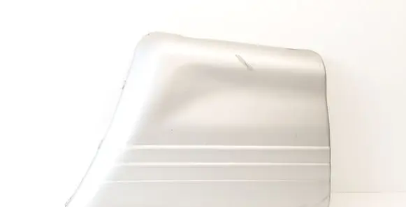 Rear fender molding trim