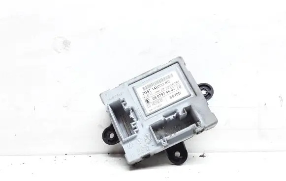 Volvo V70 Door control unit/module 7G9T14B533KC