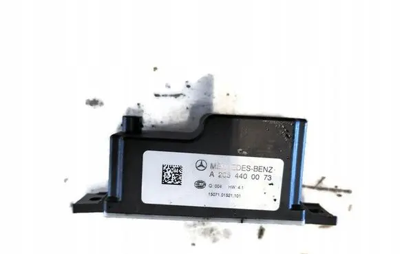 Mercedes-Benz C W205 Voltage converter/converter module A2054400073