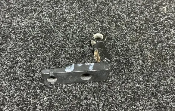 Volvo XC40 Front door upper hinge 31424585