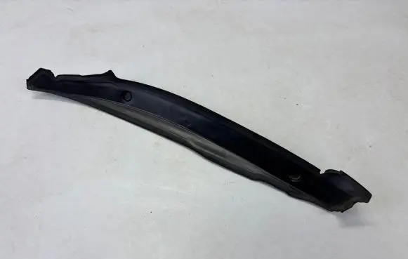Volkswagen Polo VI Fender foam support/seal 2G0821112A S184