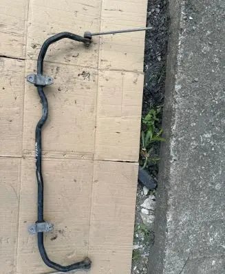Front anti-roll bar/sway bar