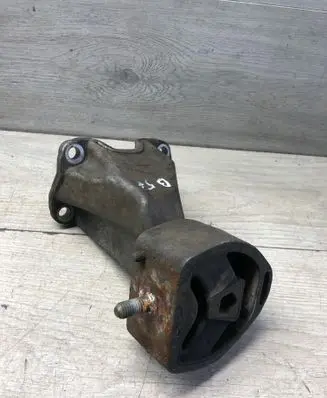 Volkswagen PASSAT B5.5 Gearbox mounting bracket 8D0399113AB