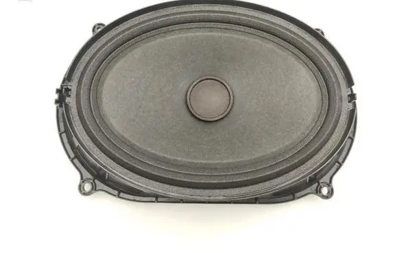 Maserati Quattroporte Subwoofer speaker 670005164