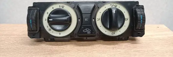 Mercedes-Benz CLK A208 C208 Climate control unit 1708300885