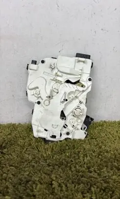 Mercedes-Benz V Class W447 Sliding door lock A4477302902