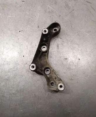 Mercedes-Benz GLK (X204) Front differential bracket A2720140195