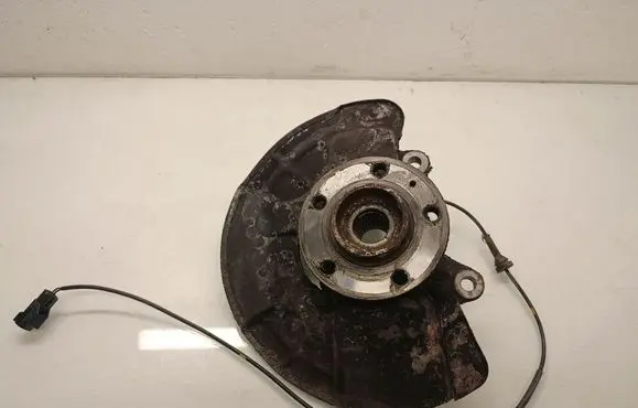 Volvo XC90 Front wheel hub 