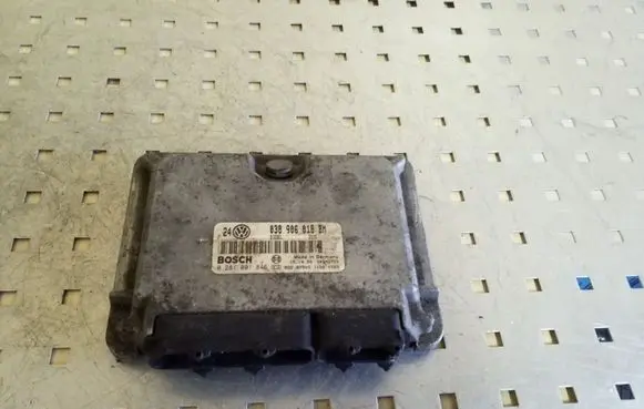 Volkswagen Golf IV Engine control unit/module 038906018BM 0281001846