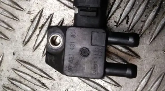 Citroen C4 I Picasso Exhaust gas pressure sensor 11707L25 9662143180