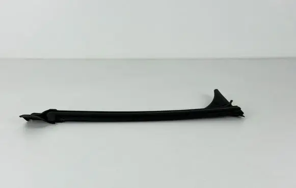 BMW 2 G42 Rear side glass trim 51767482809 7482809 M05LH
