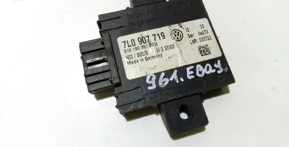 Volkswagen Touareg I Alarm control unit/module 7L0907719