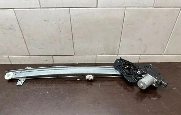 Honda Jazz Front door window regulator with motor