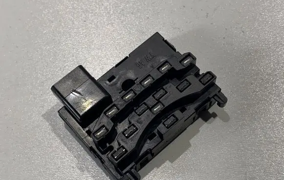 Volkswagen Golf Plus Steering angle sensor 1K0959654