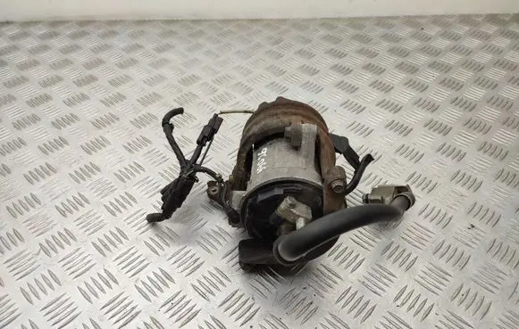 Honda CR-V Fuel filter housing 