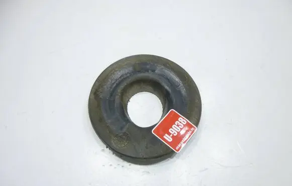 Volkswagen PASSAT B8 Rear coil spring rubber mount 5Q0512149A