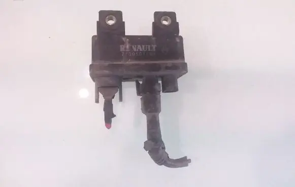 Volvo S40, V40 Glow plug pre-heat relay 7700107794