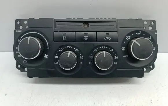 Jeep Grand Cherokee (WK) Climate control unit P55037981AA 981AA
