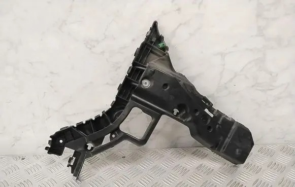 Polestar 2 Rear bumper mounting bracket 31663653