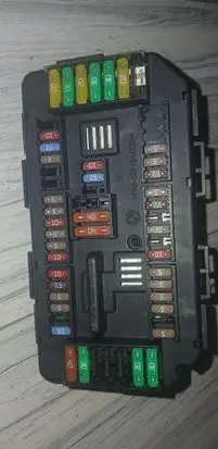 BMW 1 F20 F21 Fuse box set 933787902