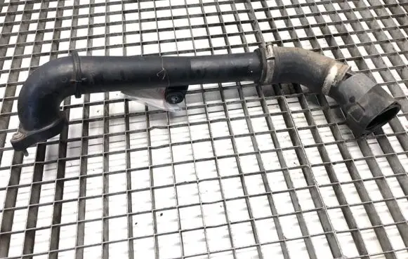 Intercooler hose/pipe
