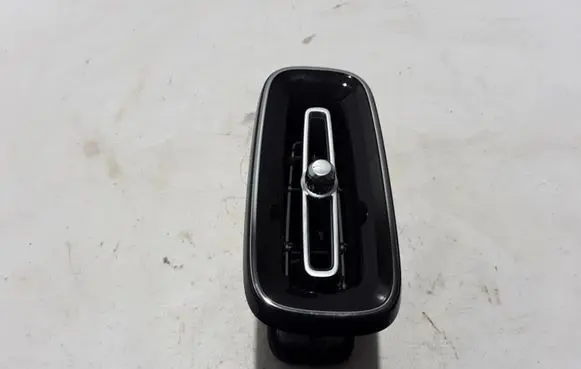 Volvo XC40 Dashboard side air vent grill/cover trim 31442626